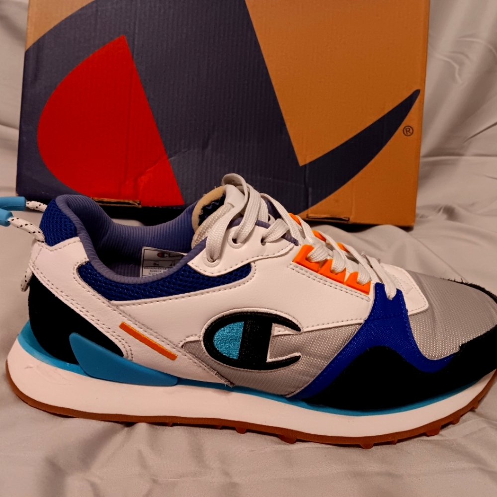 Mens 8 multicolored champion shoes